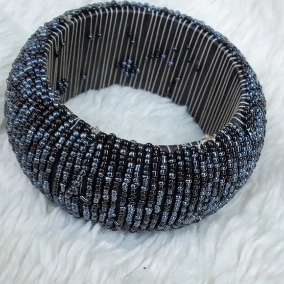 Vintage‎ Beaded  shimmer cuff - Picture 1 of 7